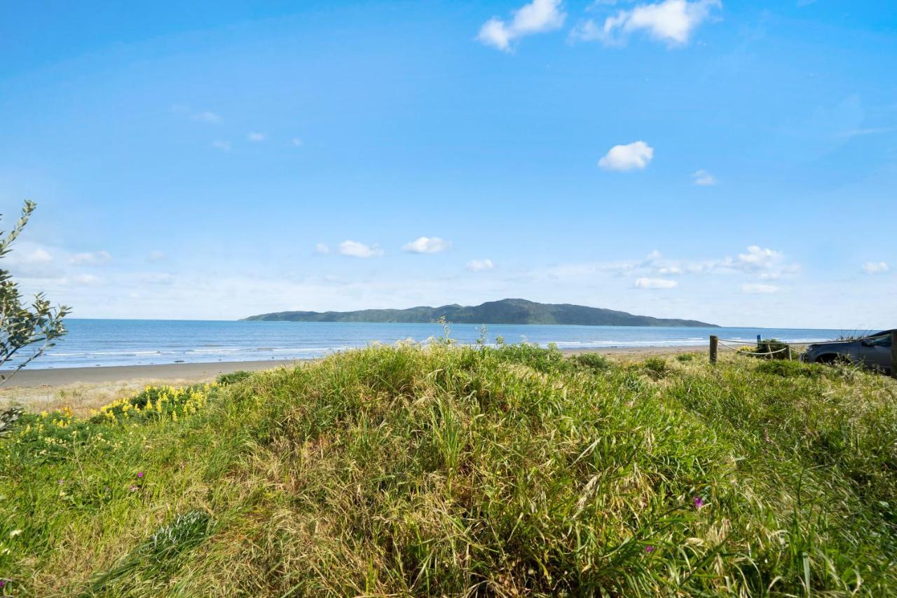 The Green Trout - Paraparaumu Beach Holiday Home Exterior foto